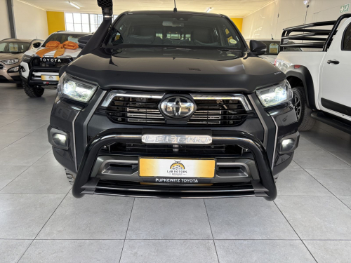 Toyota Hilux 2.8 Legend D/cab 4x4 A/t in Namibia