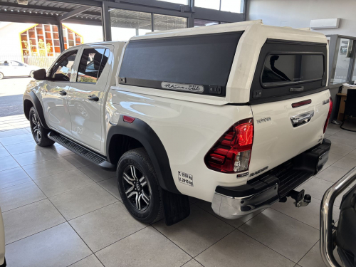 Toyota Hilux 2.4 D/cab 4x4 A/t Raider X in Namibia