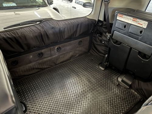 Toyota Land Cruiser VX R 200 4.5 V8 in Namibia