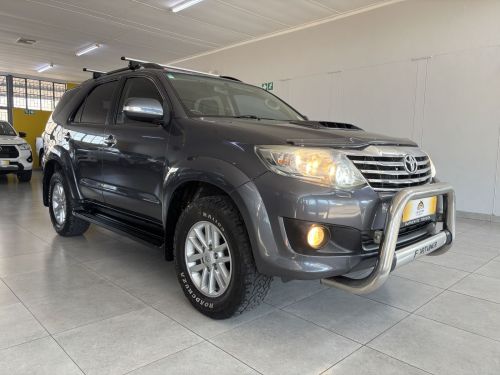 Pre-owned Toyota Fortuner 3.0 RB M/t 2x4 for sale in 