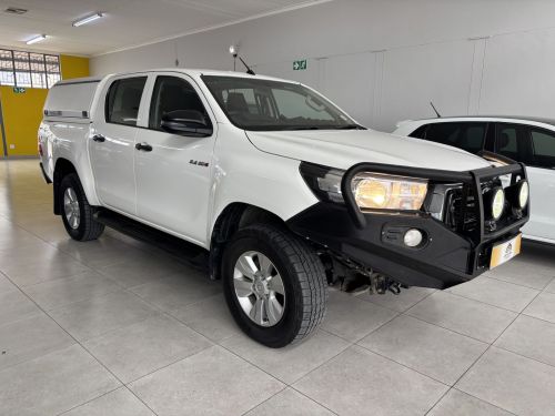 Pre-owned Toyota Hilux 2.4 D/cab 2x4 m/t for sale in 