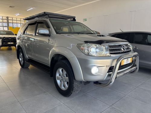 Toyota TOYOTA FORTUNER 3.0 D4D AWD in Namibia