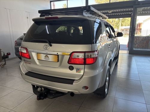 Toyota TOYOTA FORTUNER 3.0 D4D AWD in Namibia