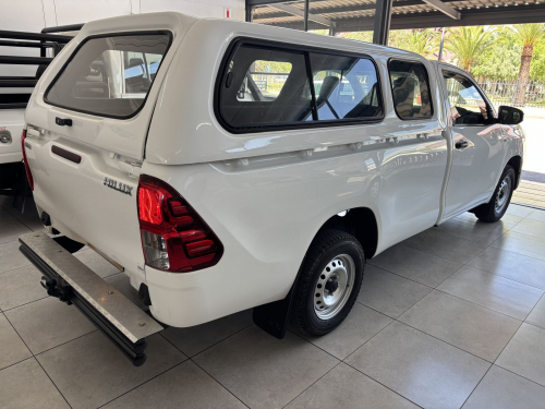 Toyota Hilux S/cab 2.4 2x4 M/t in Namibia