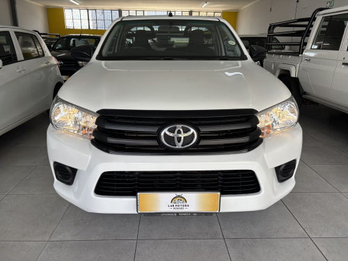 Toyota Hilux 2.4 s/cab 2x4 m/t in Namibia