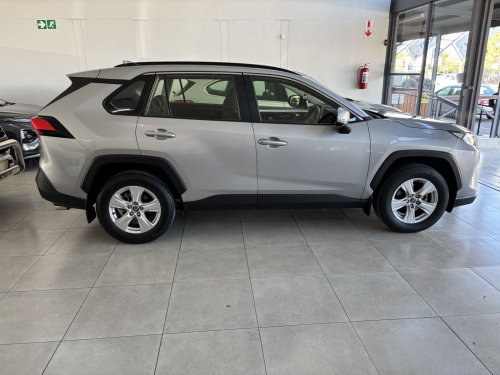 Toyota Rav 4 2.0 M/t in Namibia