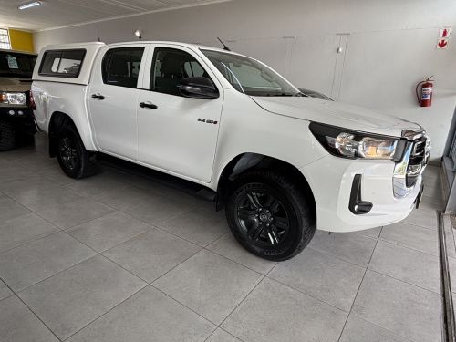 Pre-owned Toyota Toyota Hilux 2.4 D/c 4x4 M/t for sale in 