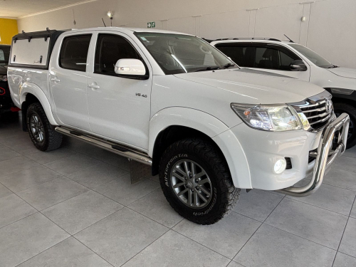 Toyota Hilux 4.0 V6 D/cab 4x4 A/t in Namibia