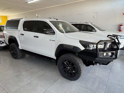 Toyota Toyota Hilux Legend RS D/cab 4x4 A/t 2.8 in Namibia
