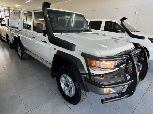 Toyota Land Cruiser 4.0 V6 in Namibia