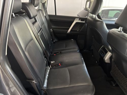 Toyota Prado VX L 3.0 Diesel A/t in Namibia