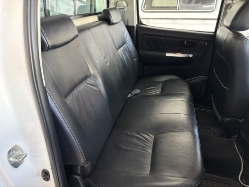 Toyota Hilux D/cab D4d 3.0 4x4 A/t Lagend 45 in Namibia