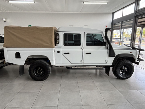 Land Rover Defender puma 130 2.2 High capacity in Namibia