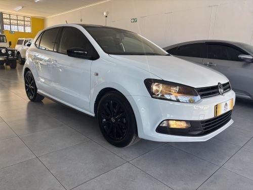 Pre-owned Volkswagen Polo Vivo Comfortline 1.4 M/t for sale in 