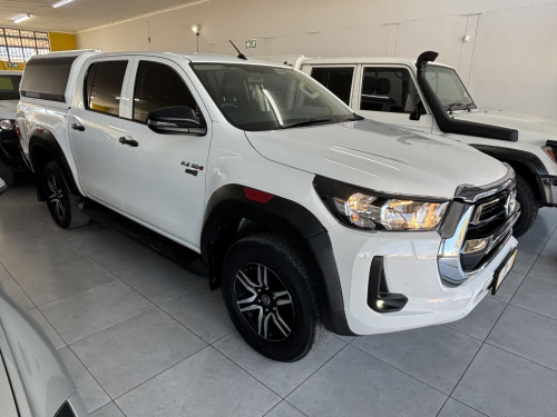 Used Toyota Hilux 2.4 D/cab 4x4 A/t Raider X for sale in Gobabis