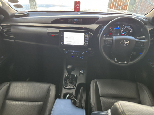 Toyota Hilux 2.8 4x4 A/t D/cab  48V in Namibia