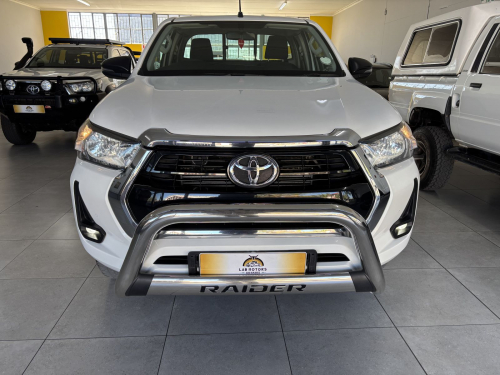 Toyota Hilux Ex/cab 2.4 A/t 2x4 in Namibia