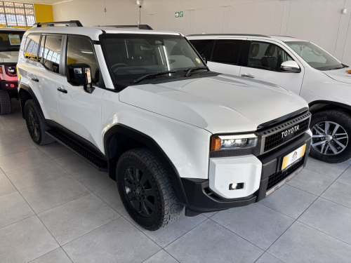 Toyota Prado VX- R 2.8 A/T 4X4 in Namibia