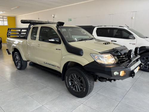 Toyota Hilux Legend 45 3.0 Ex/cab 4x4 M/t in Namibia