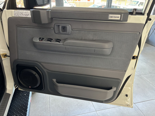 Toyota Land Cruiser 76 series 2.8 Gd6 Vx A/t in Namibia