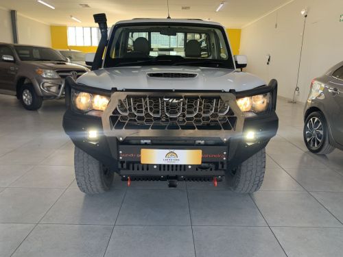 Mahindra S6 S/CAB 4X4 FARMERS KIT in Namibia