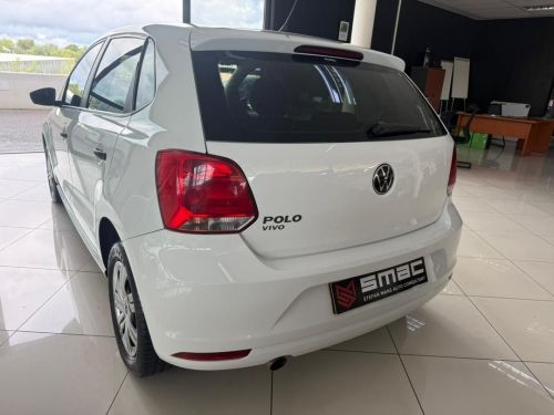 Volkswagen Polo Vivo 1.4 Trendline MT in Namibia