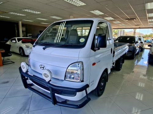 Used Hyundai H100 2.6D A/C MT for sale in Windhoek