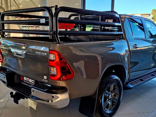 Toyota Hilux 2.8 Gd 6 Raider 4x4 AT in Namibia