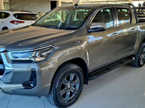 Pre-owned Toyota Hilux 2.8 Gd 6 Raider 4x4 AT for sale in 