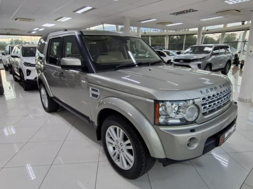 Land Rover Discovery 4 3.0 TD/SD V6 SE AT in Namibia