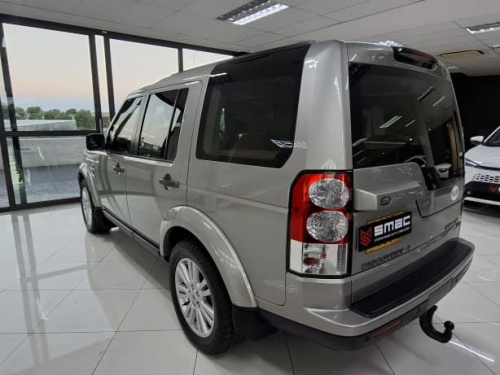 Land Rover Discovery 4 3.0 TD/SD V6 SE AT in Namibia