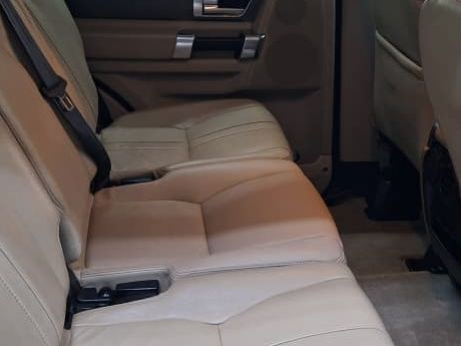 Land Rover Discovery 4 3.0 TD/SD V6 SE AT in Namibia