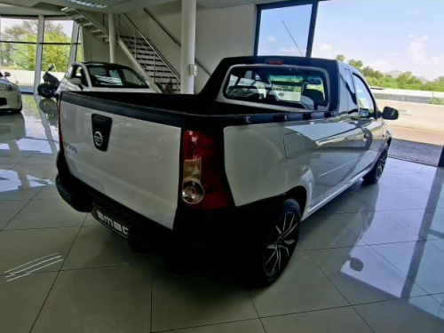 Nissan NP200 1.6 in Namibia