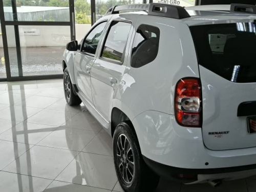 Renault Duster 1.5 DCI Dynamique 4x4 MT in Namibia