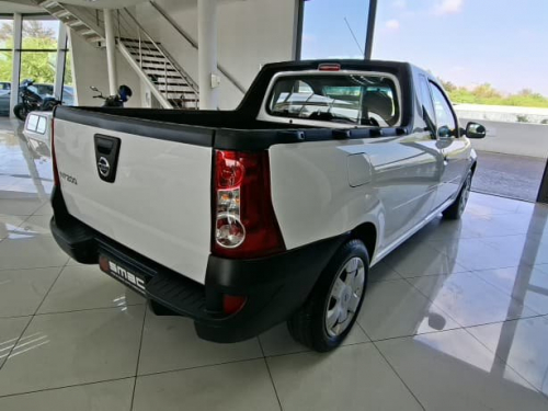 Nissan Np200 1.6 A/C Safety in Namibia