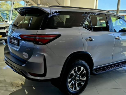 Toyota Fortuner 2.4 GD-6 4x4 AT in Namibia