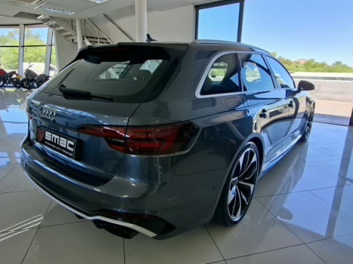 Audi RS4 AVANT QUATTRO S-Tronic 331Kw/600Nm in Namibia