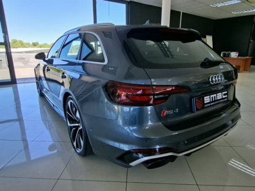 Audi RS4 AVANT QUATTRO S-Tronic 331Kw/600Nm in Namibia