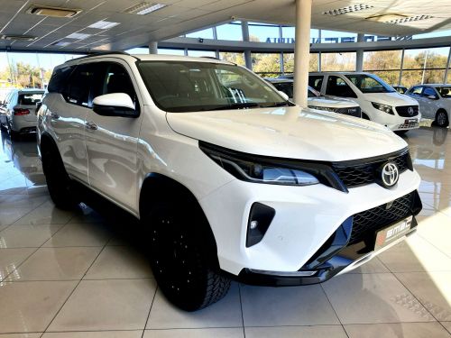Toyota Fortuner 2.4 GD-6 4x4 AT in Namibia