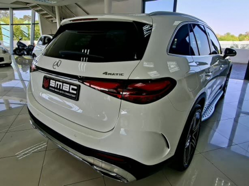 Mercedes-Benz GLC 300d 4MATIC  AT in Namibia