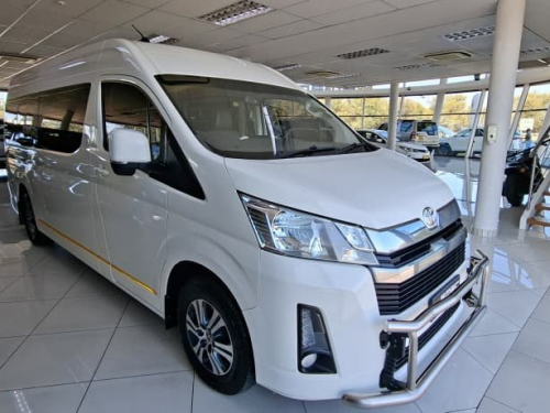 Toyota Quantum 2.8 GL SLWB AT 14 Seater in Namibia