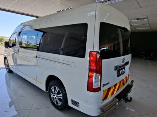 Toyota Quantum 2.8 GL SLWB AT 14 Seater in Namibia