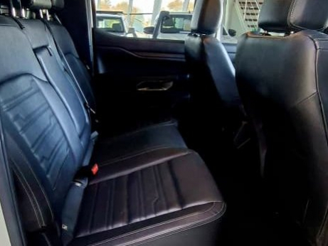Ford Ranger 2.0D XLT 4x4 A/T in Namibia