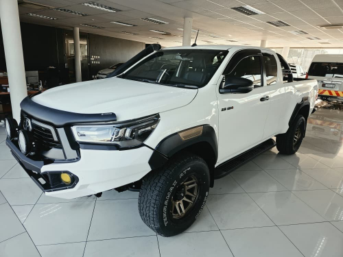 Toyota Hilux Legend 2.8 GD6 E Cab 4x4 AT in Namibia