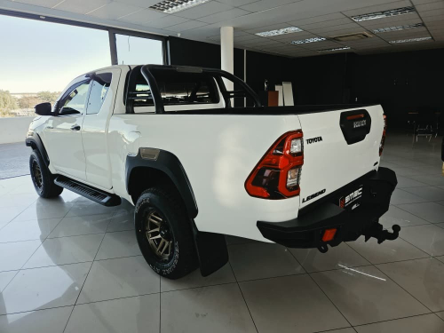 Toyota Hilux Legend 2.8 GD6 E Cab 4x4 AT in Namibia