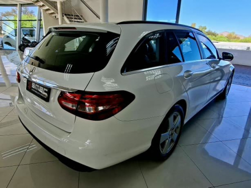Mercedes-Benz C200 Estate AT 2.0 in Namibia