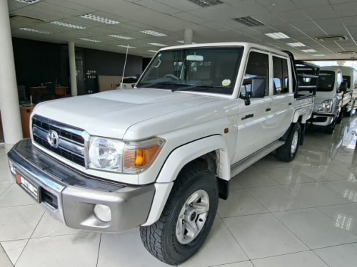 Used Toyota Landcruiser 79 4.0 V6 4x4 MT for sale in Windhoek