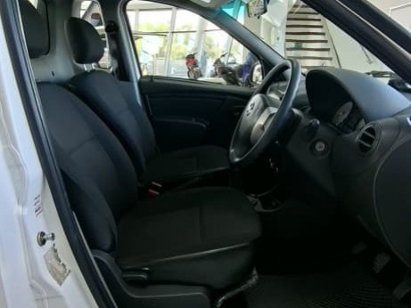 Nissan Np200 1.6 A/C Safety Pack in Namibia