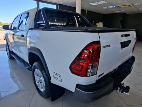 Toyota Hilux 2.4 GD6 RB SRX 4x2 AT D/Cab in Namibia