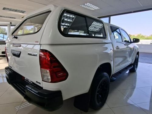 Toyota Hilux 2.4 Gd-6 Raider D/C 4x4 AT in Namibia